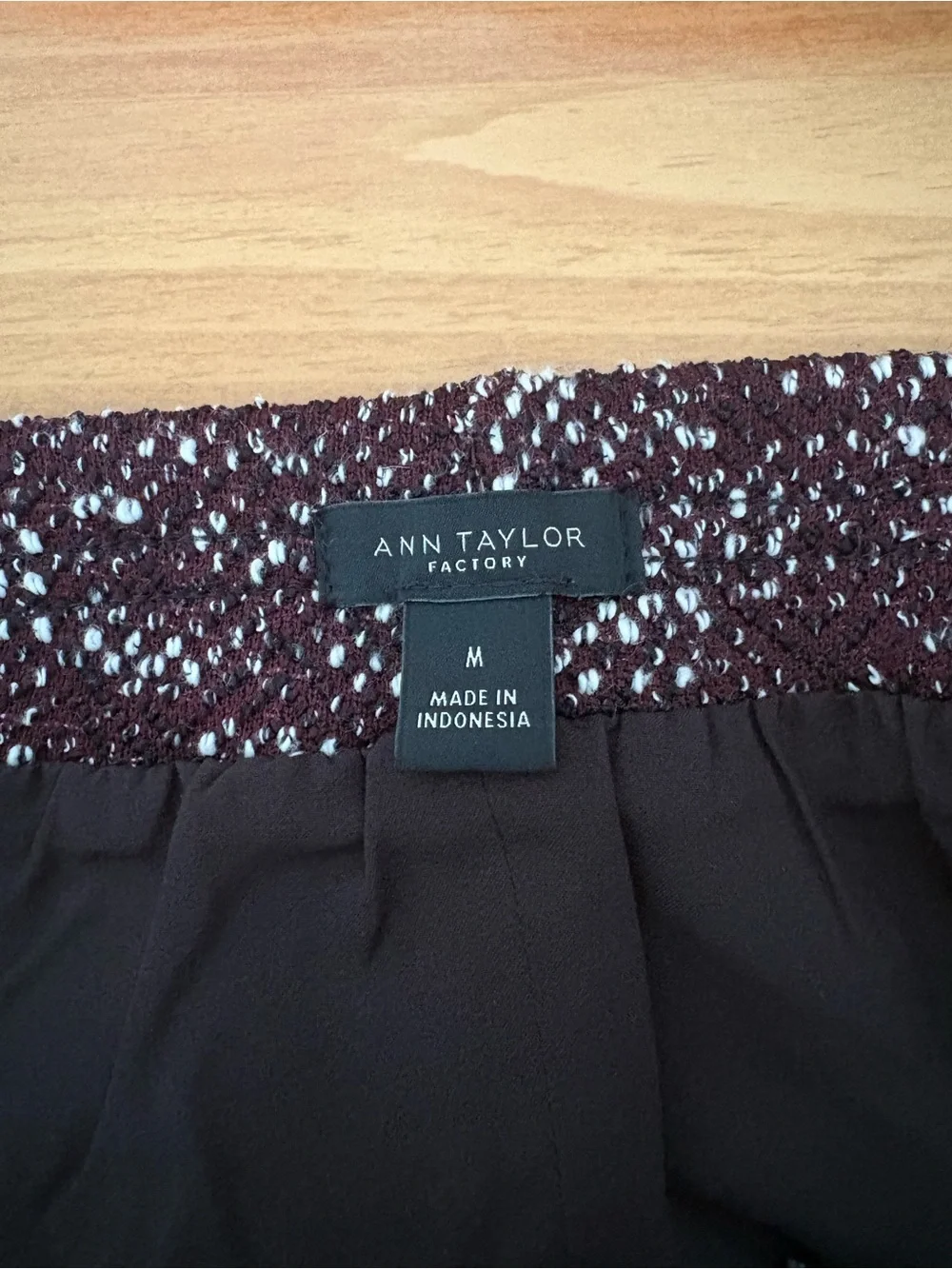 Ann Taylor Burgundy and Black Textured Pencil Skirt